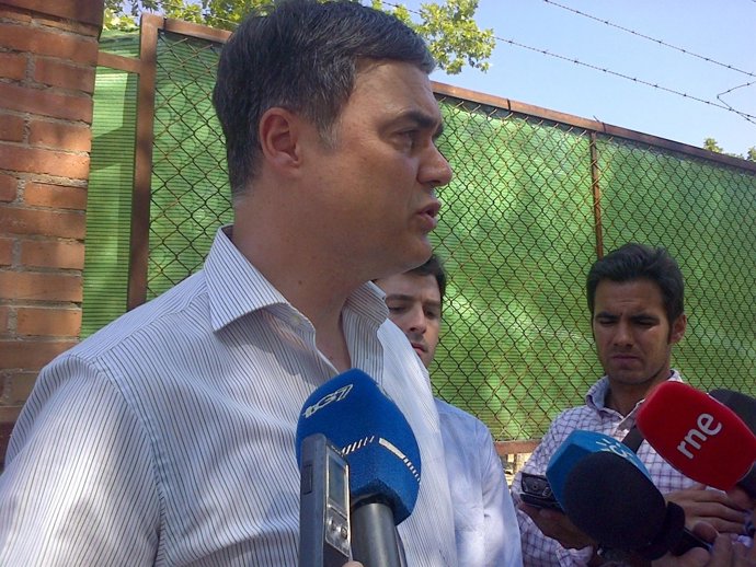 El portavoz del PP-A en el Parlamento de Andalucía, Carlos Rojas