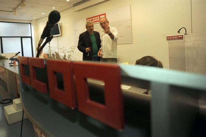 Arce y Sánchez antes de comenzar el Consejo Regional de CC OO
