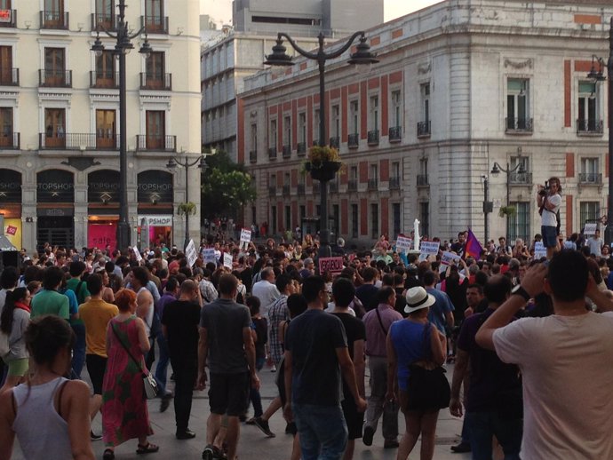 Concentraciones en Madrid para pedir la dimisión de Rajoy por el caso Bárcenas