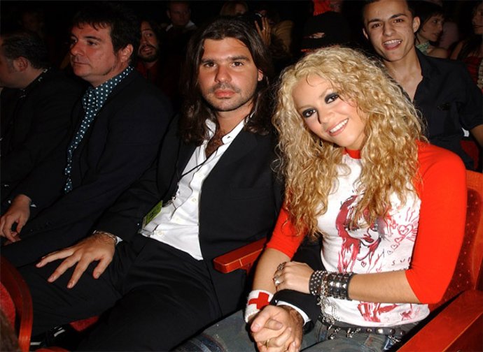 El abogado de Shakira llama parasito a de la Rua