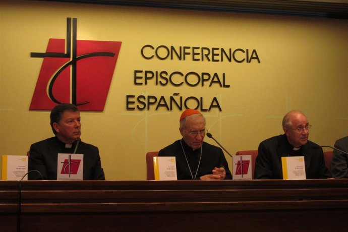 Martínez Camino, Rouco Varela y González Montes