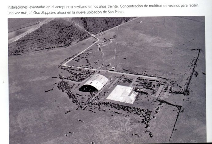 El primer avión aterrizó el 11 de julio de 1933