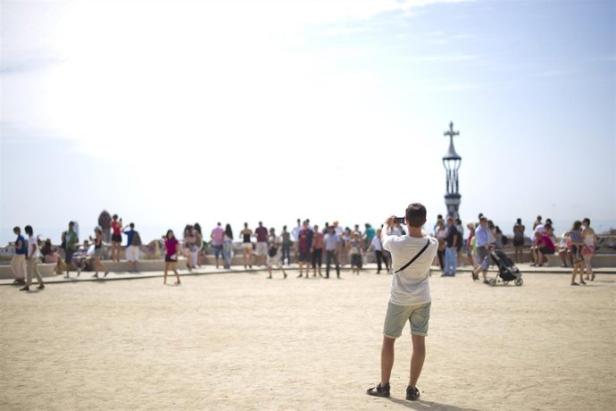 Turistas en el Parque Güell