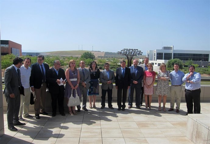 Reyes y Planas, junto a otros miembros del consejo de administración de Geolit.