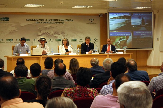 Jornadas de Extenda sobre mercado ecuatoriano.