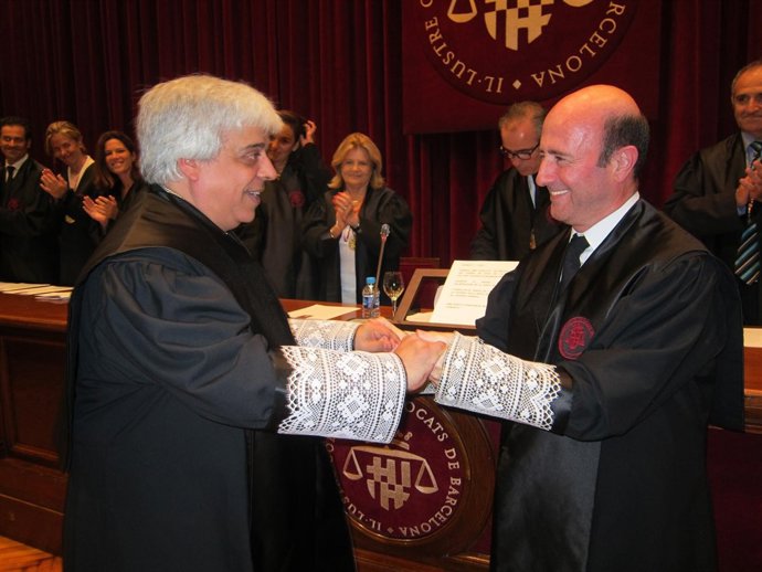 Oriol Rusca y su antecesor Pedro Yúfera, decano del Icab
