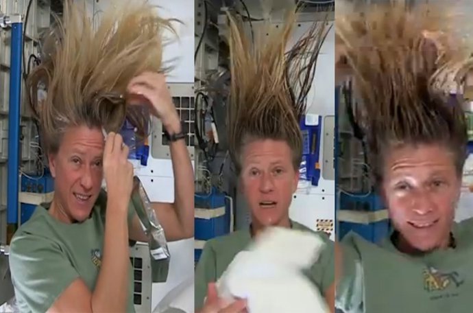 Astronauta peinandose