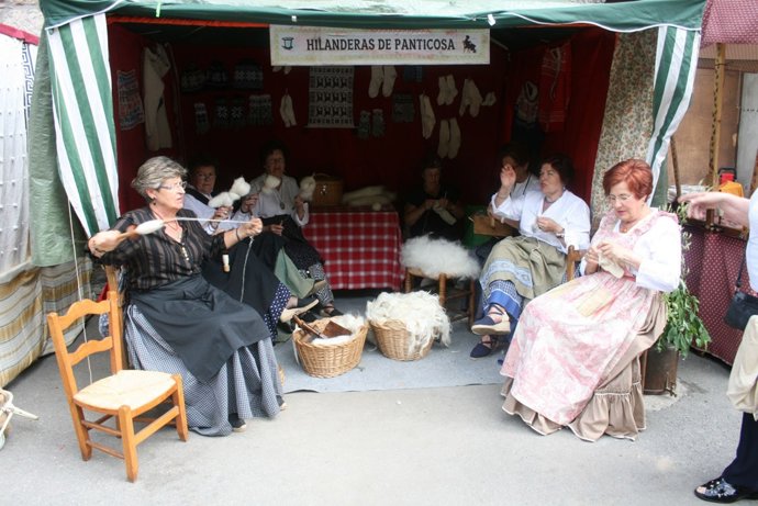 Recreación de los oficios de un campamento medieval