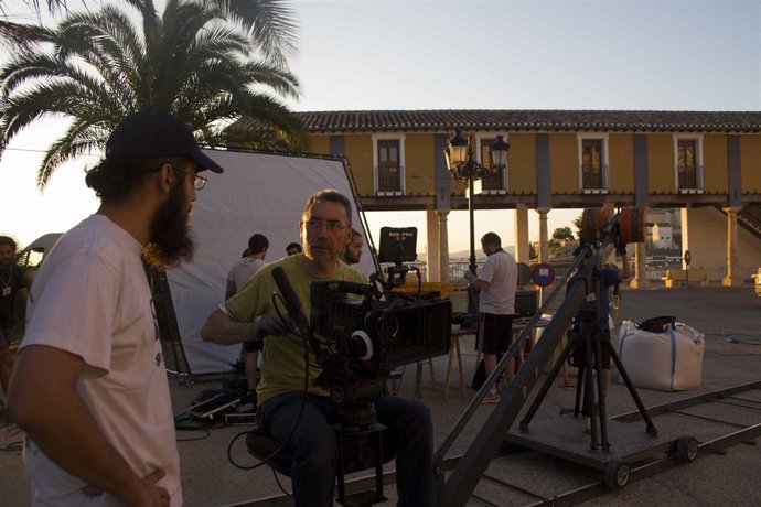 José María Oñate; centro. Director de "Ambel"