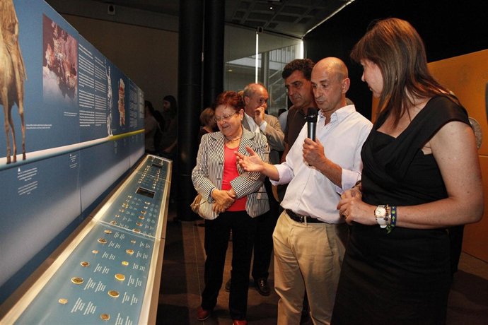 Inauguración de la muestra 'Monedas. Todas las caras de la historia'