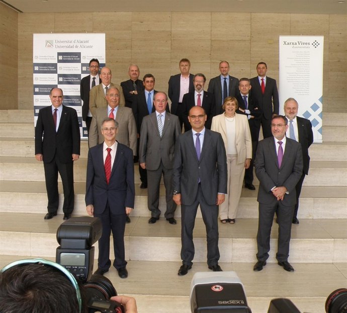 Representantes de la Xarxa Vives d'Universitats