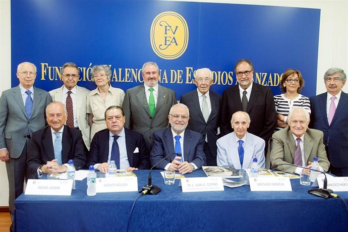 Participantes en el homenaje a Severo Ochoa 