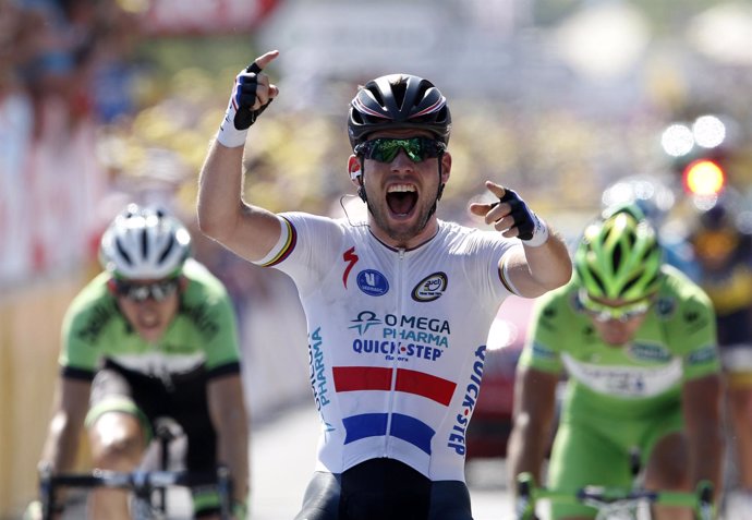 Mark Cavendish se impone en la decimotercera etapa del Tour