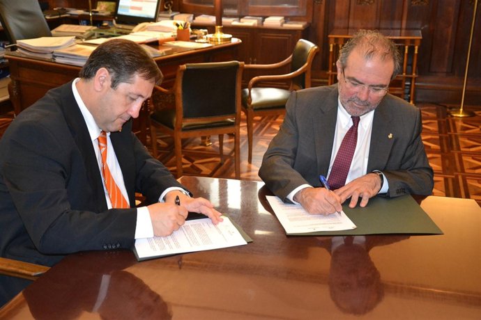 El conseller J.M.Pelegrí y el pte.De la Diputación de Lleida J.Reñé