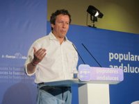 Floriano cree que Griñán "sale corriendo por el horizonte penal que se le avecina"