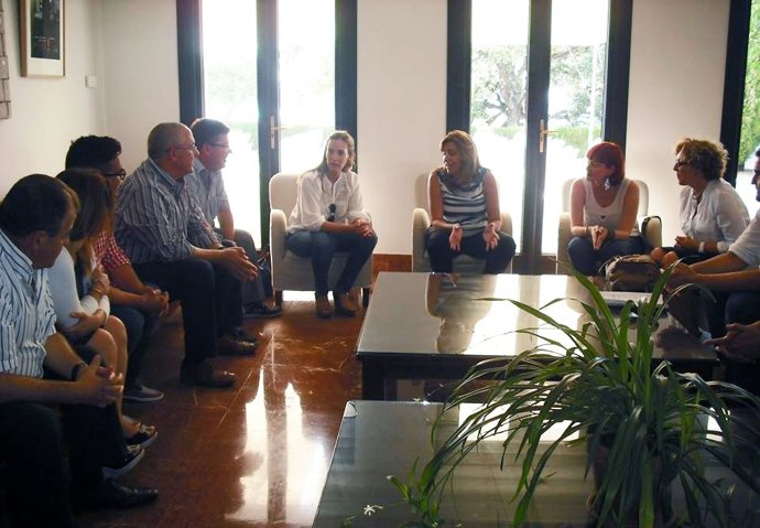 Díaz reunida con representantes socialistas de Huelva