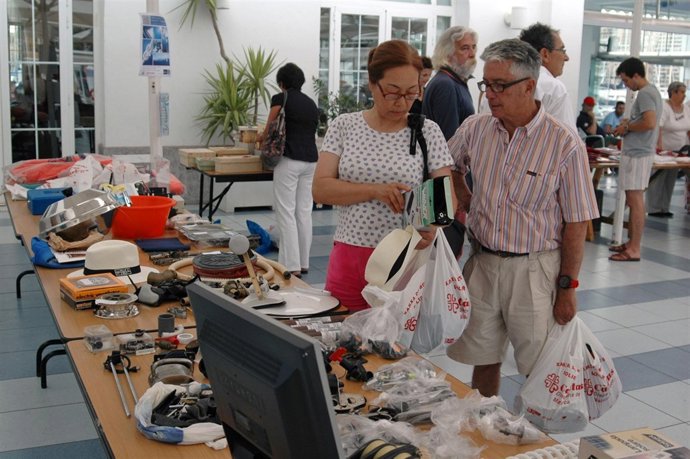 Mercadillo solidario del RCNP