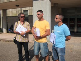 Bomberos, Pareja en el centro, presentan demandas contra Veicar 