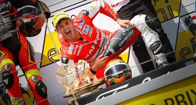 El piloto de Moto2 Jordi Torres consigue su primera victoria