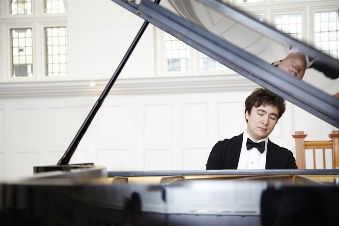 El pianista Samson Tsoy