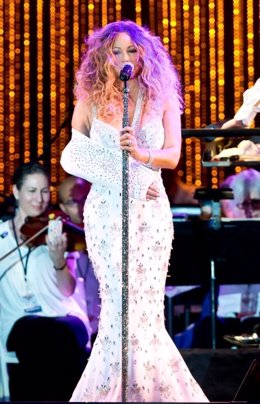 Mariah Carey concierto para ayudar a las victimas del huracán Sandy