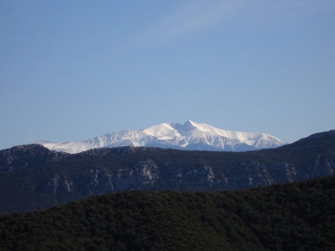 Montañas De Los Pirineos