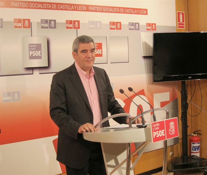 El secretario general del PSCyL, Julio Villarrubia