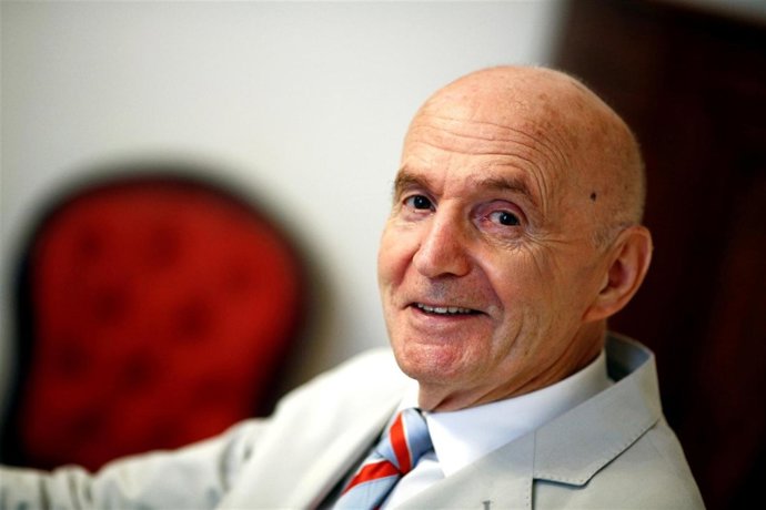 Gonzalo Anes, director de la Real Academia de Historia