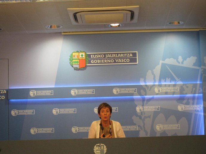 La consejera de desarrollo economíco arantza tapia