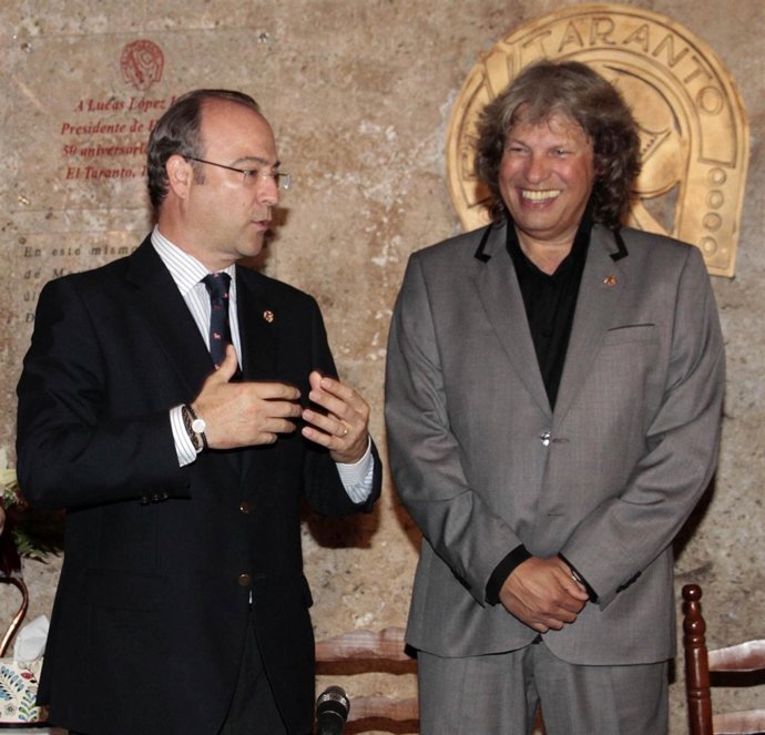 El alcalde de Almería con José Mercé