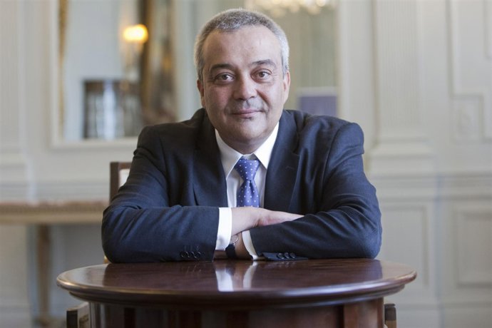 El secretario de Estado de Telecomunicaciones en la UIMP