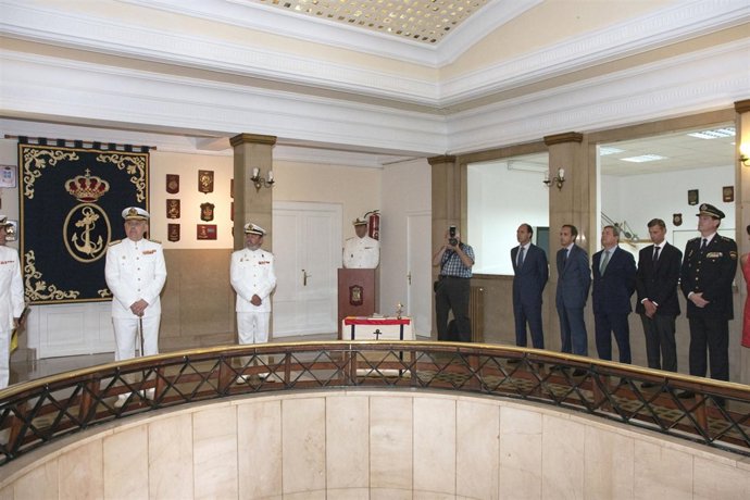 Toma de posesión del nuevo comandante naval de Santander