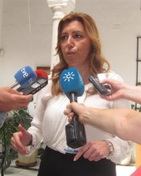 Susana Díaz cree que el PSOE tiene la "responsabilidad" de "ponerse a la cabeza" para exigir "explicaciones"
