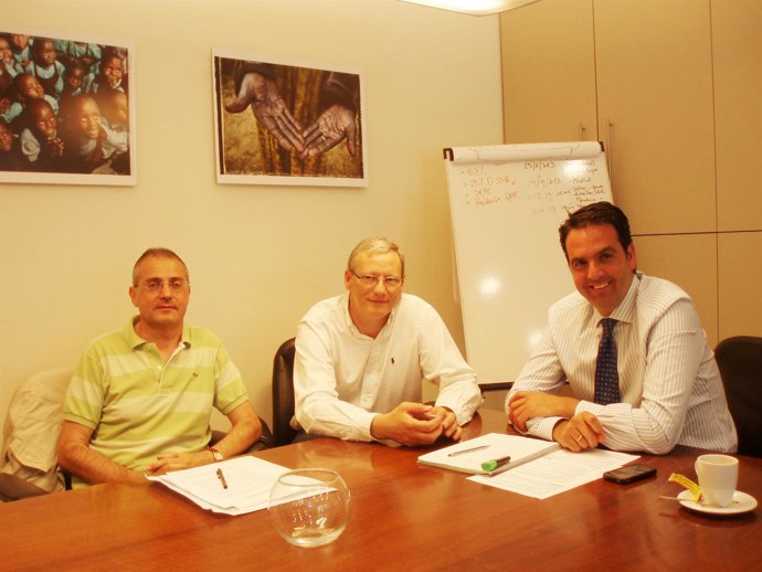 Miguel Ángel de la Iglesia, Mauro Gogorcena e Íñigo Alli.    
