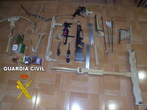 Armas artesanales intervenidas