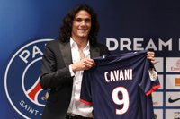 Cavani: "El PSG puede luchar por la 'Champions', un objetivo para mí"