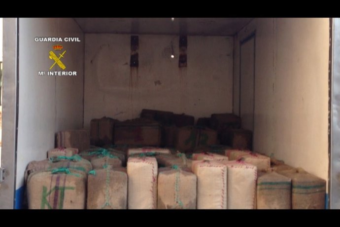 Interceptadas 2 toneladas de hachís en un camión frigorífico