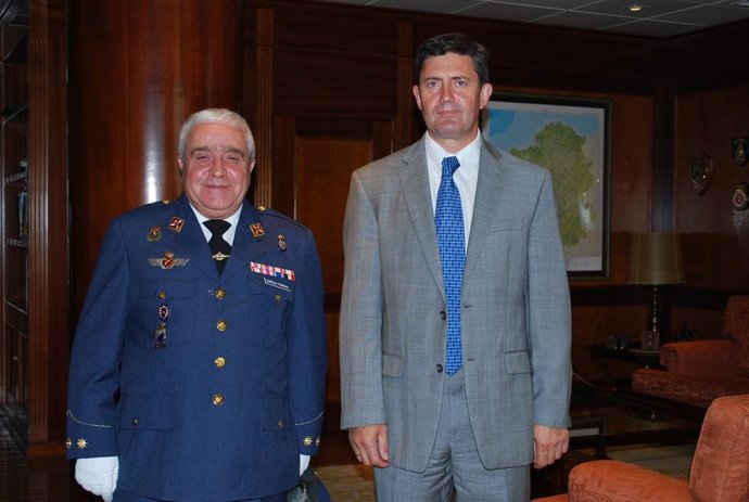 El coronel Isaías Alejandro García Poncio y Samuel Juárez.
