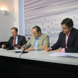 Firma del convenio con FEAPS