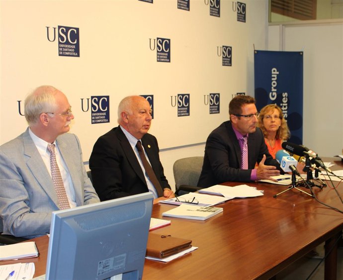 Rueda de prensa para dar a conocer el Premio Compostela