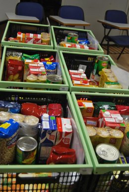 Los empleados de Transcom en España han recogido 150 kilos de alimentos