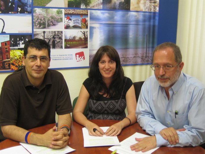 Bustos (I), Sánchez y Saravia (D)