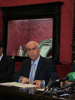 El consejero de Cultura y Deporte de la Junta de Andalucía, Luciano Alonso, 