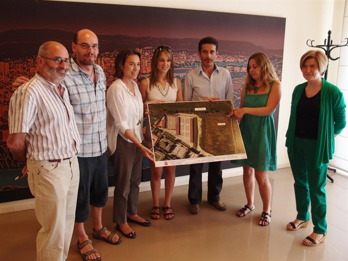 Gamarra entrega los huertos     