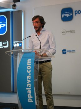 El secretario general el pp vasco, Iñaki Oyarzabal