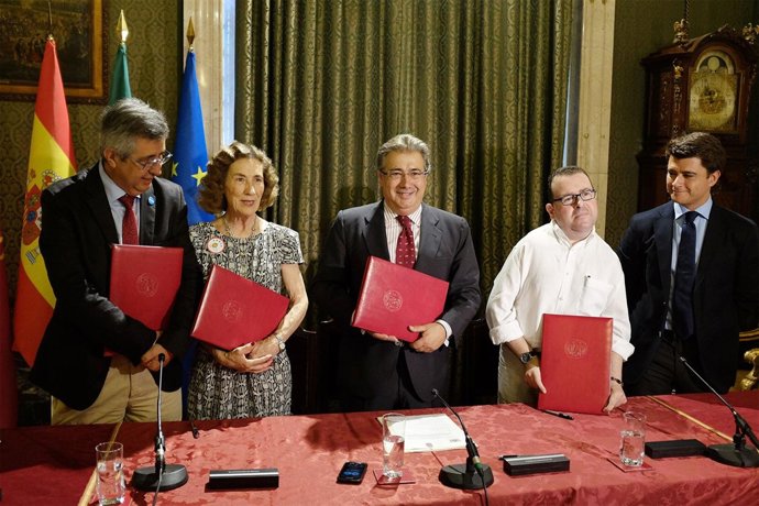 Firma de convenios para promover la participación infantil