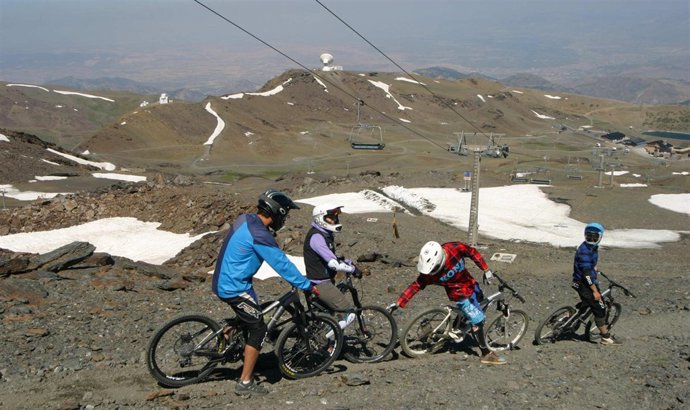 La apertura del circuito del Veleta completa el Sierra Nevada Bikepark