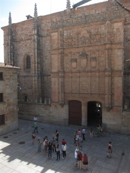 Edificio histórico de la USAL.