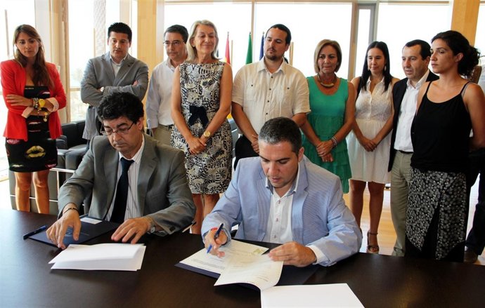 Diego Valderas y Elías Bendodo en Málaga