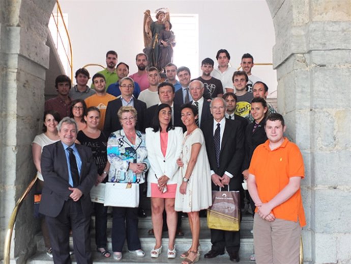 El secretario de Estado de Deporte con los alumnos del curso
